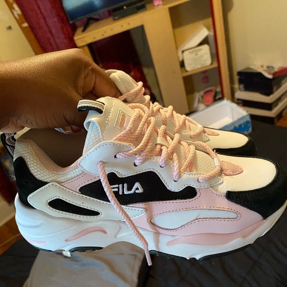 pink black and white filas